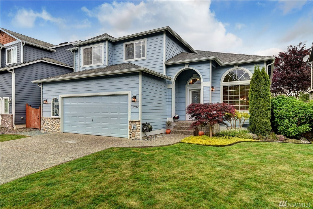 Property Photo:  13942 Cedar Ct  WA 98294 