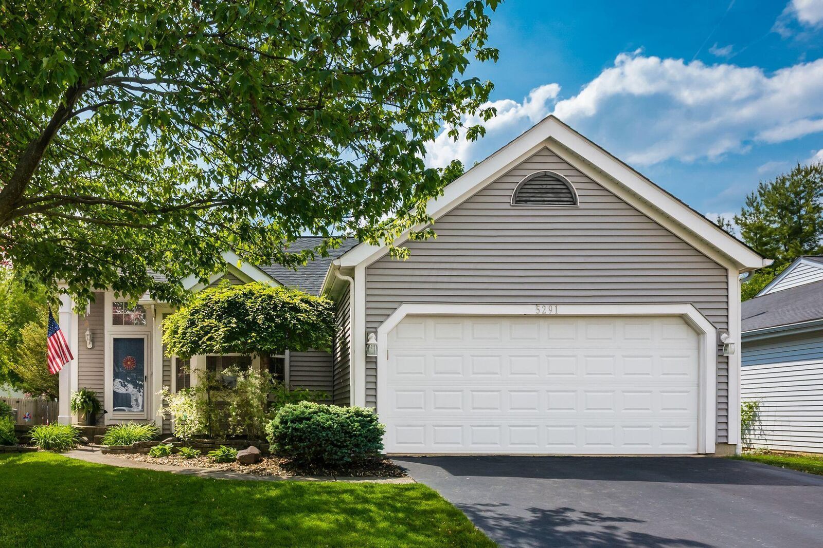 Property Photo:  5291 Saddlebrook Drive  OH 43221 