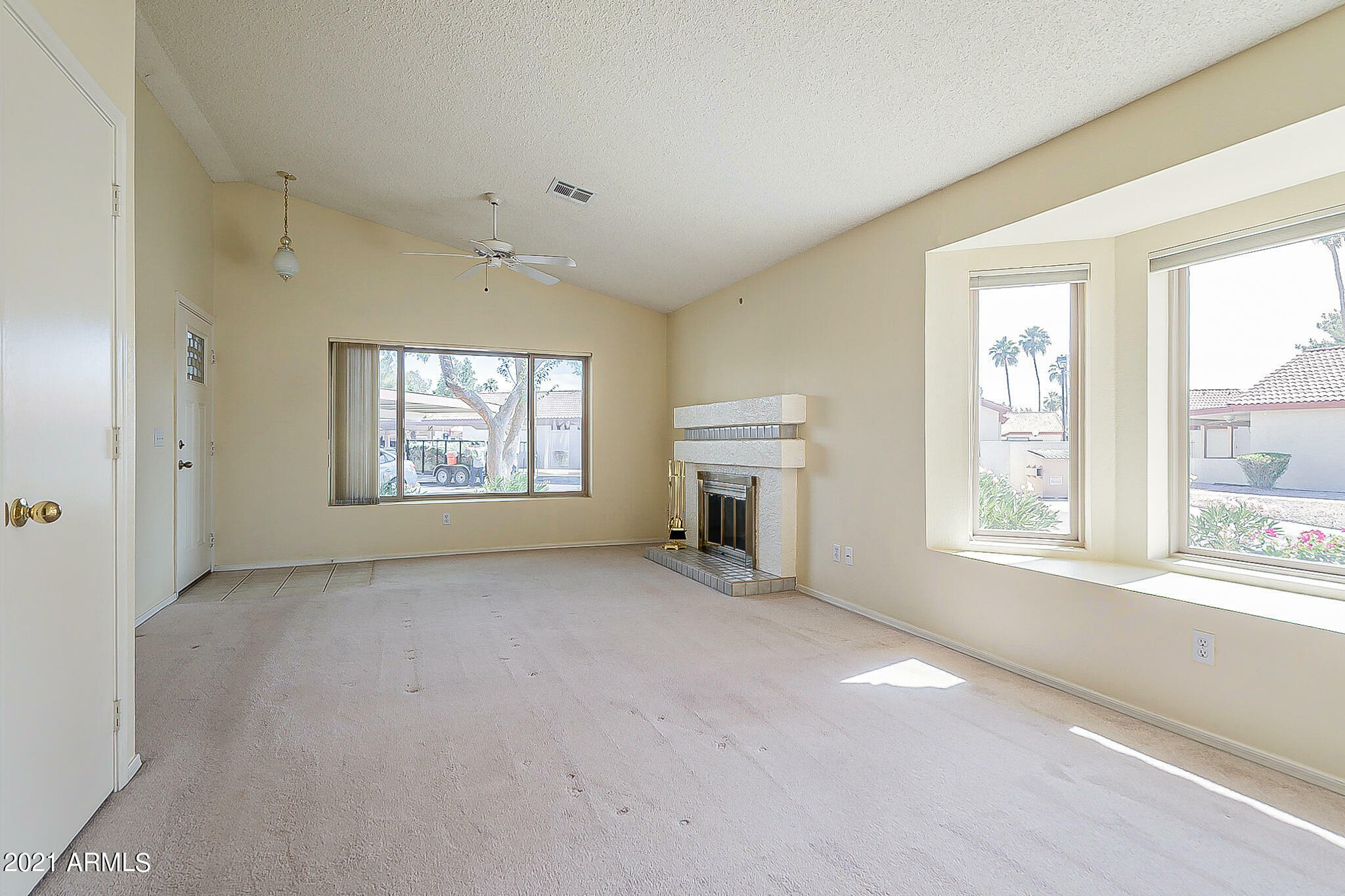 Property Photo:  1120 N Val Vista Drive 73  AZ 85234 