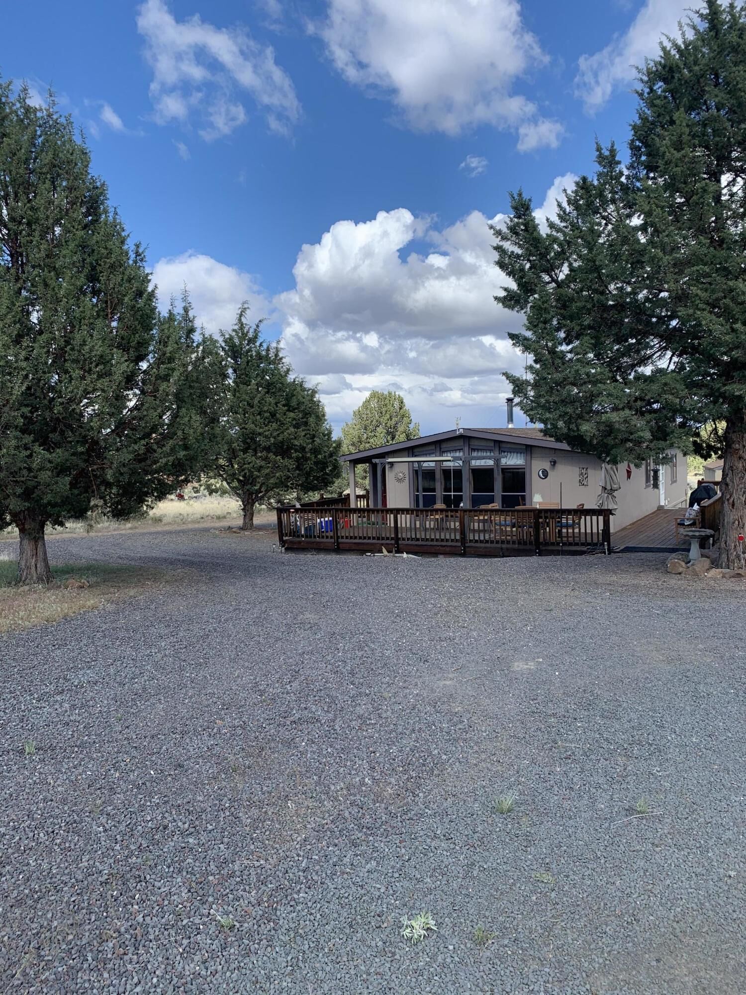 Property Photo: 5483 SW Sagebrush Drive OR 97734