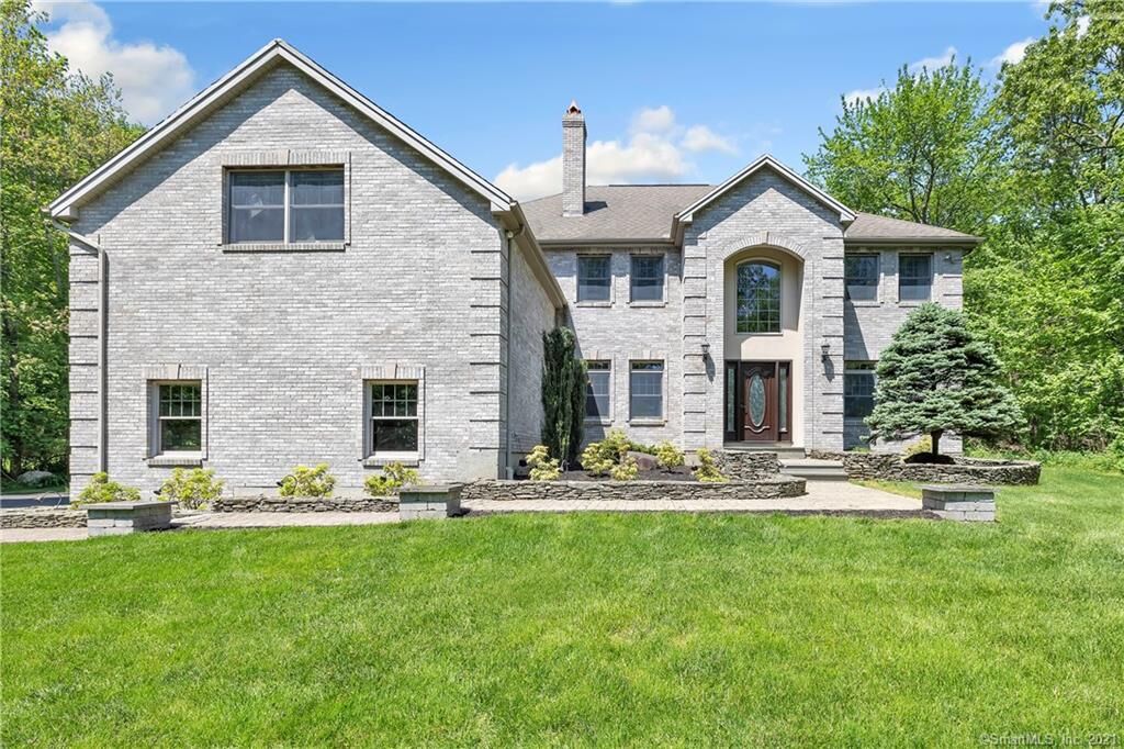 Property Photo: 100 Crown View Drive CT 06468