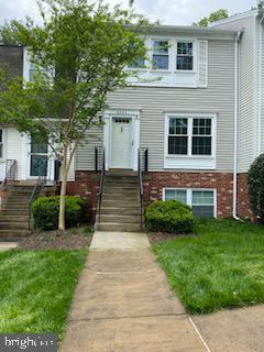 Property Photo: 6004 Old Landing Way 10 VA 22015