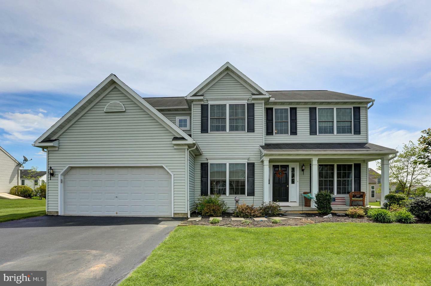 Property Photo: 52 Blackberry Lane PA 17078