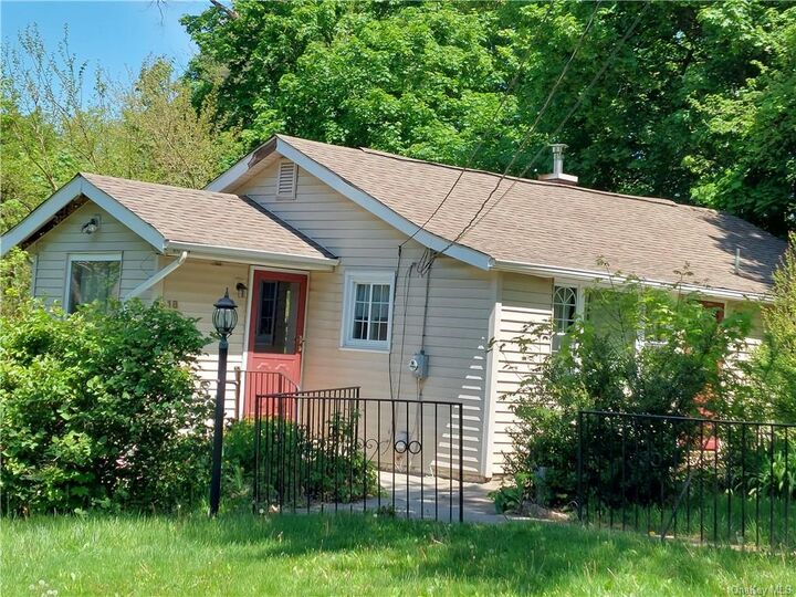 18 Sunrise Trail  Monroe NY 10950 photo