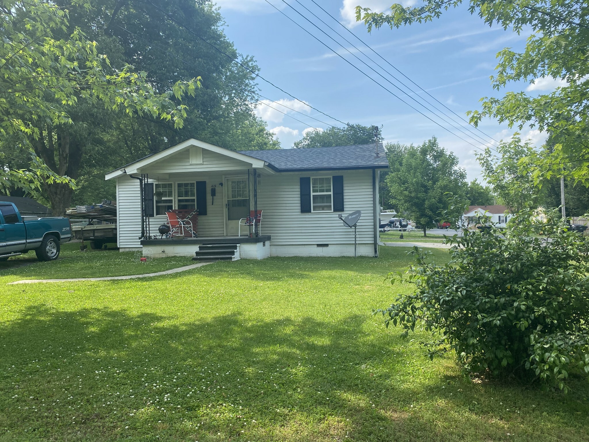 Property Photo:  419 E Monroe St  TN 37388 