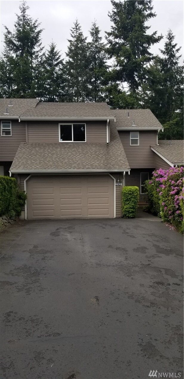 Property Photo:  2142 Birch Cir  WA 98229 