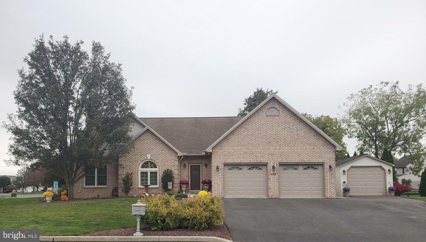 Property Photo: 103 Truman Street PA 17078
