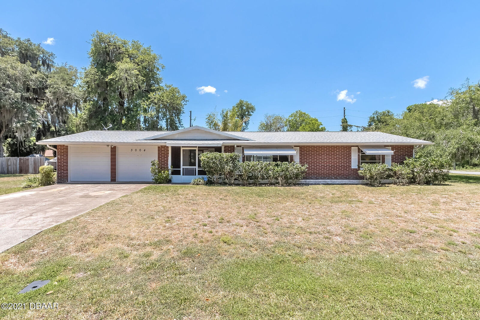 Property Photo: 3004 Lime Tree Drive FL 32141