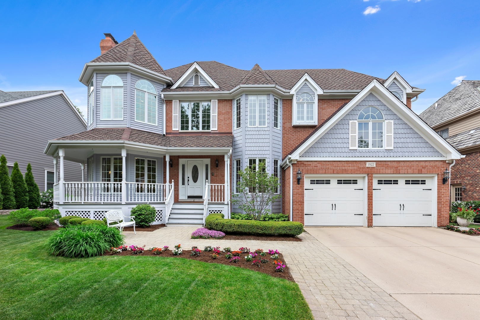 Property Photo:  1922 Bending Oaks Court  IL 60515 