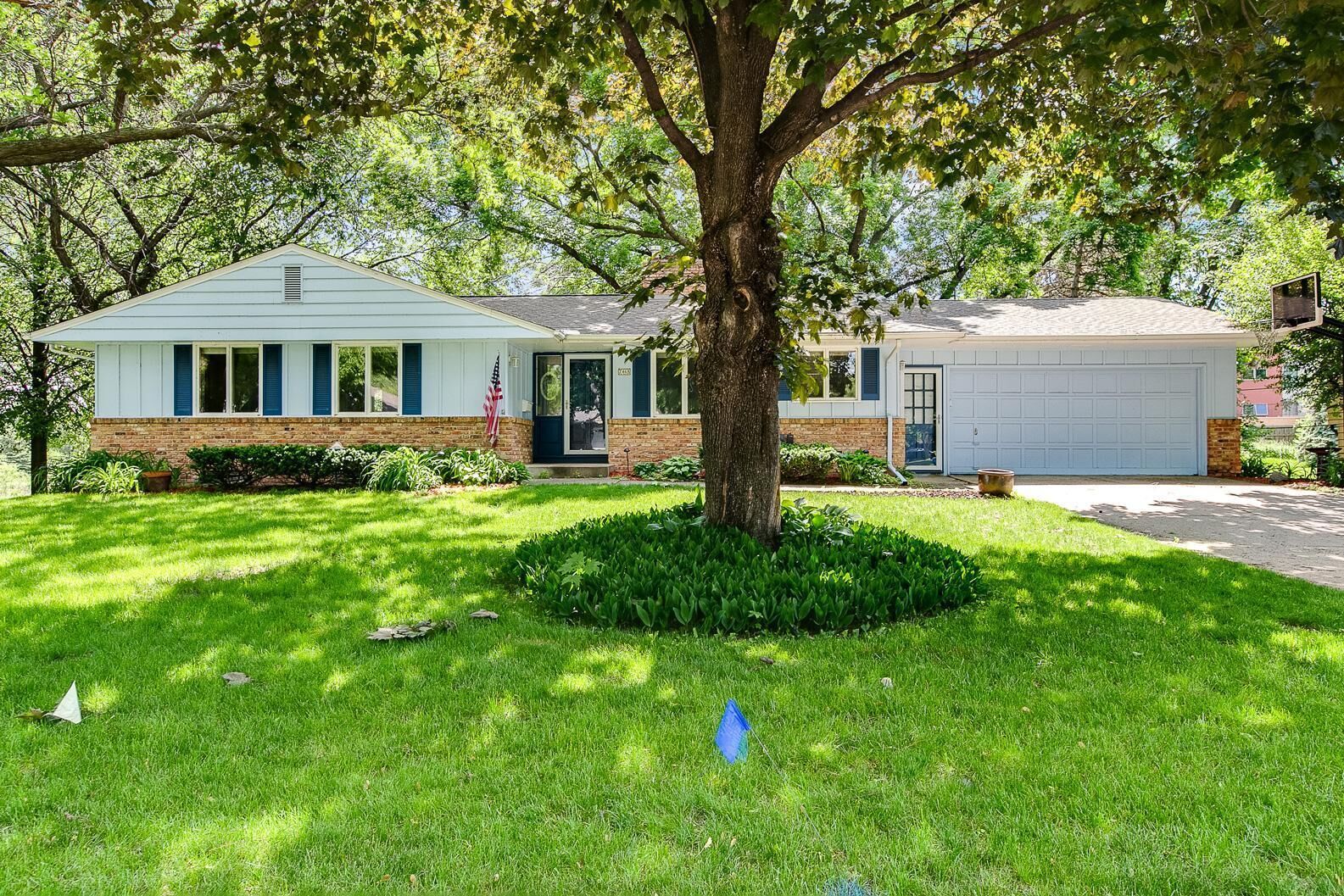 Property Photo: 7465 W Shore Drive MN 55435