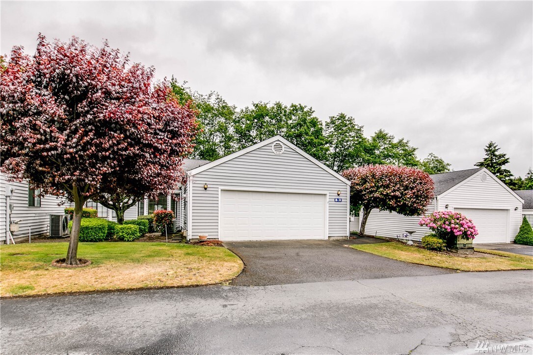 Property Photo: 2801 N Narrows Dr J2 WA 98407