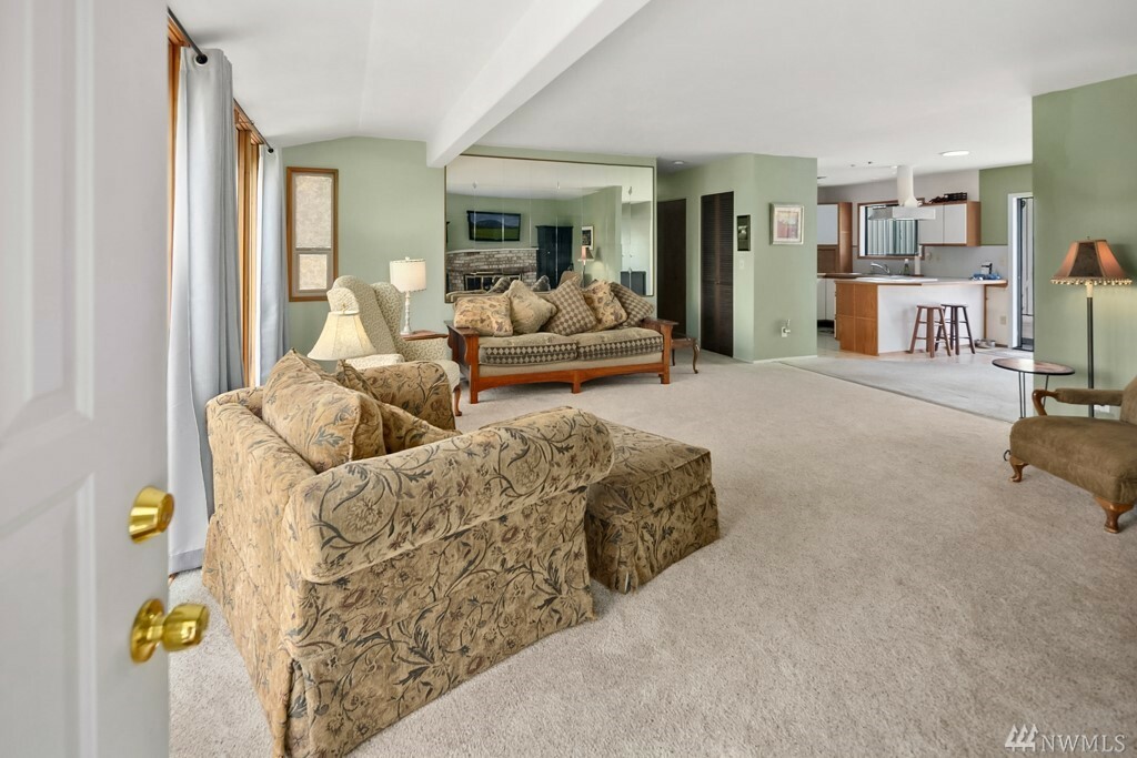 Property Photo: 26502 134th Ave SE WA 98042