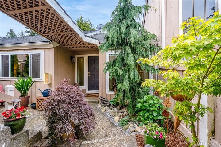 3213 SW 319th Place 19  Federal Way WA 98023 photo