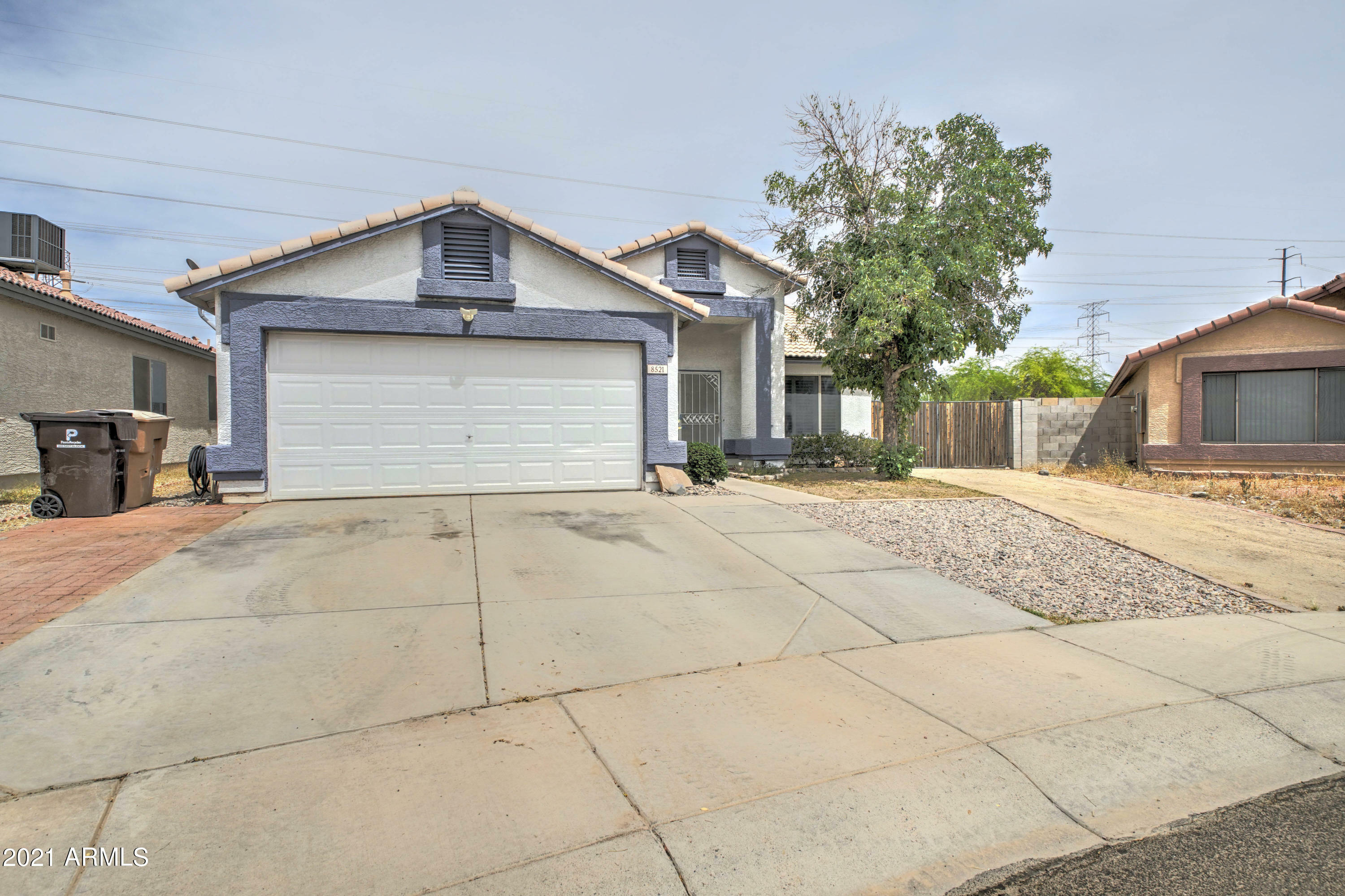 Property Photo:  8521 N 112th Avenue  AZ 85345 