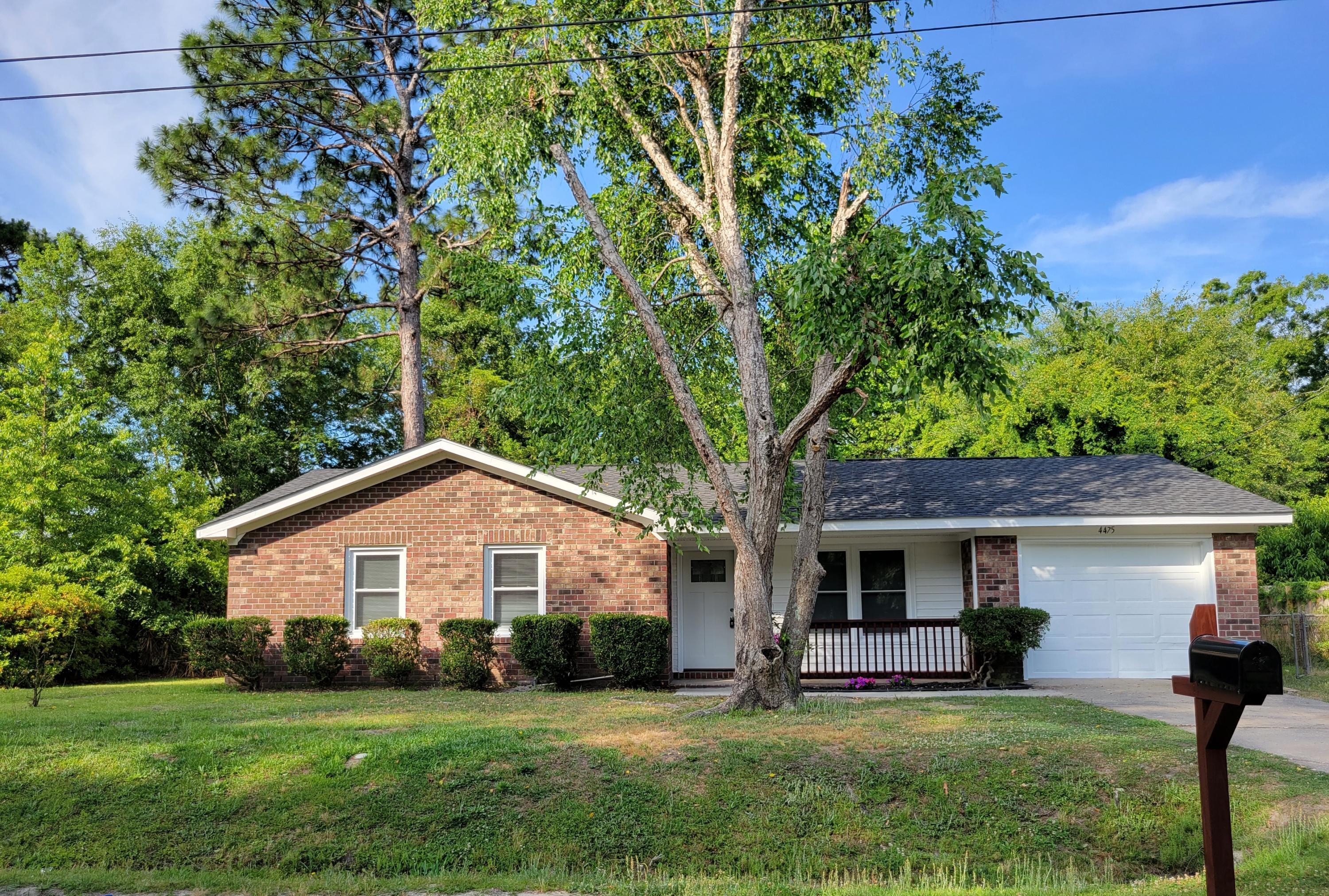 Property Photo: 4475 Kindlewood Drive SC 29456
