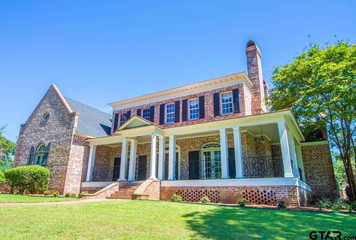 Property Photo:  902 South  TX 75771 