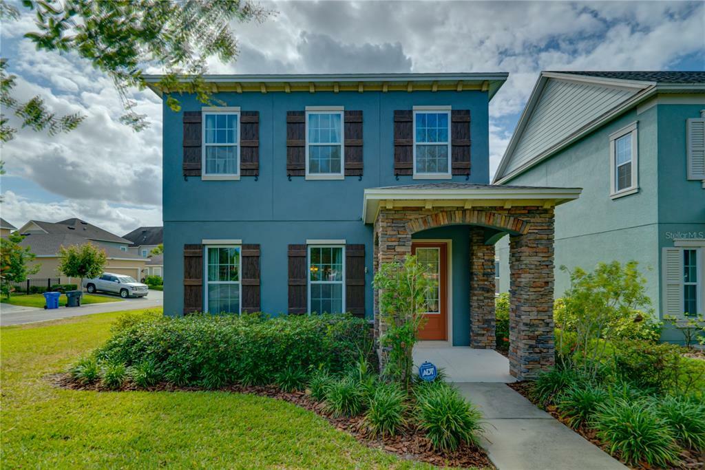 Property Photo:  5910 Village Center Drive  FL 33547 