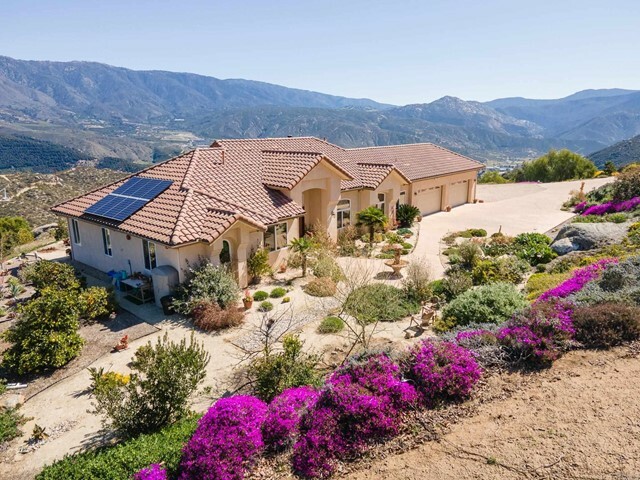 Property Photo:  15680 Rim Of The Valley  CA 92082 