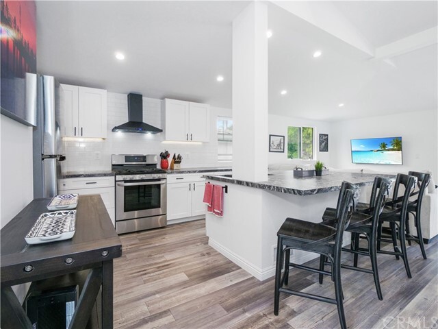 Property Photo: 803 Spencer Street CA 90277