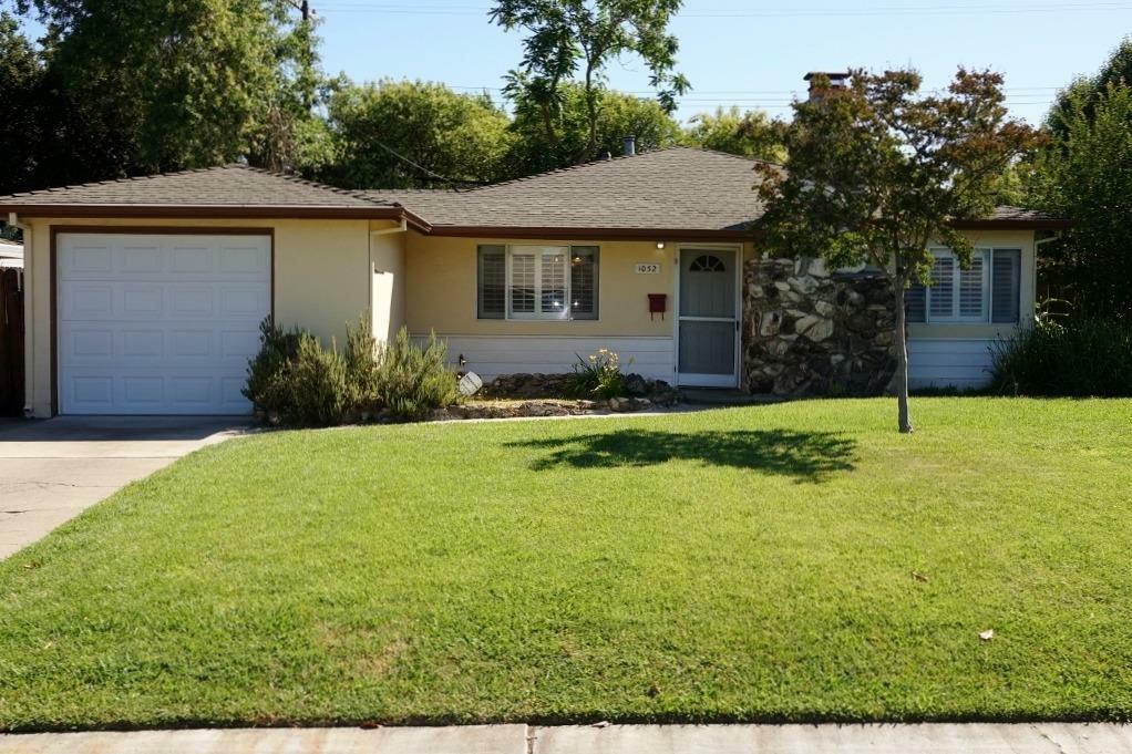 Property Photo:  1032 Hampton Road  CA 95864 