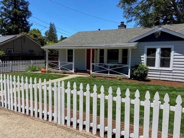 867 Woodland Avenue  Menlo Park CA 94025 photo