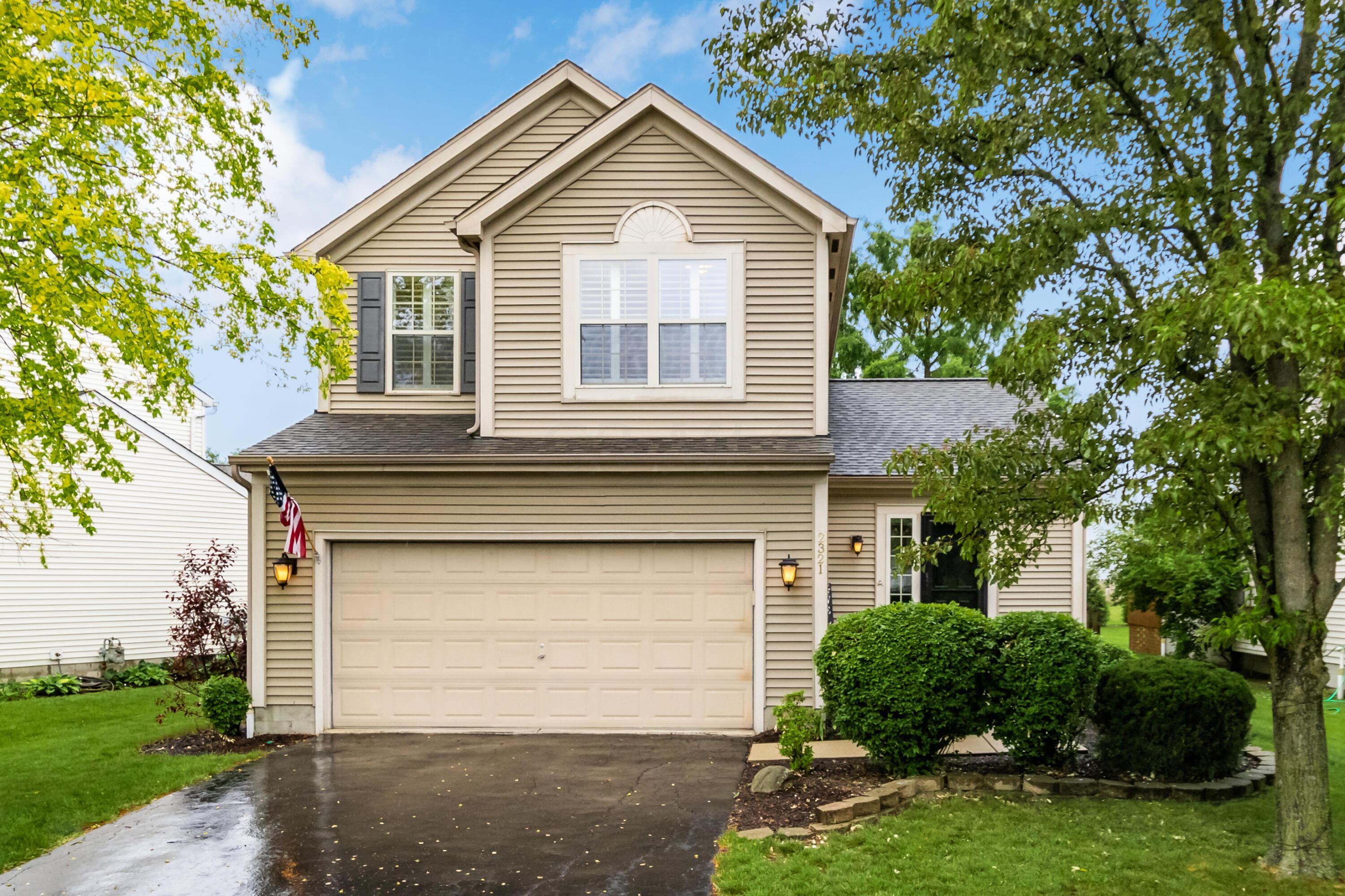 Property Photo: 2321 Hetter Street OH 43228