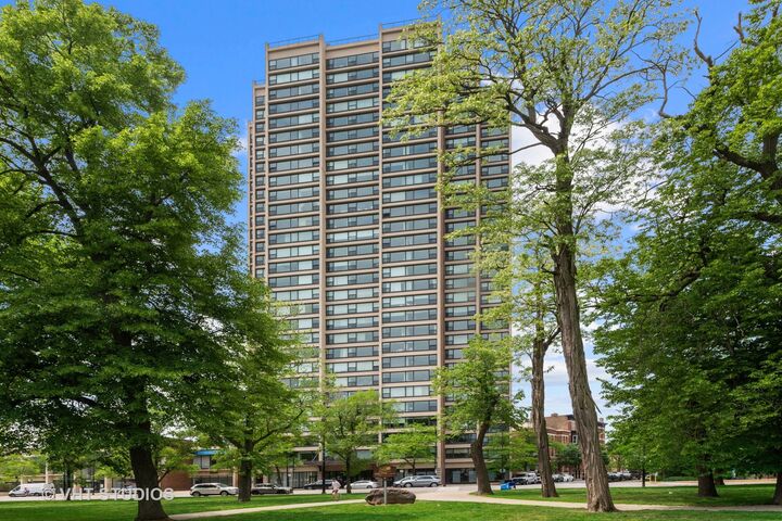 1850 N Clark Street 910  Chicago IL 60614 photo