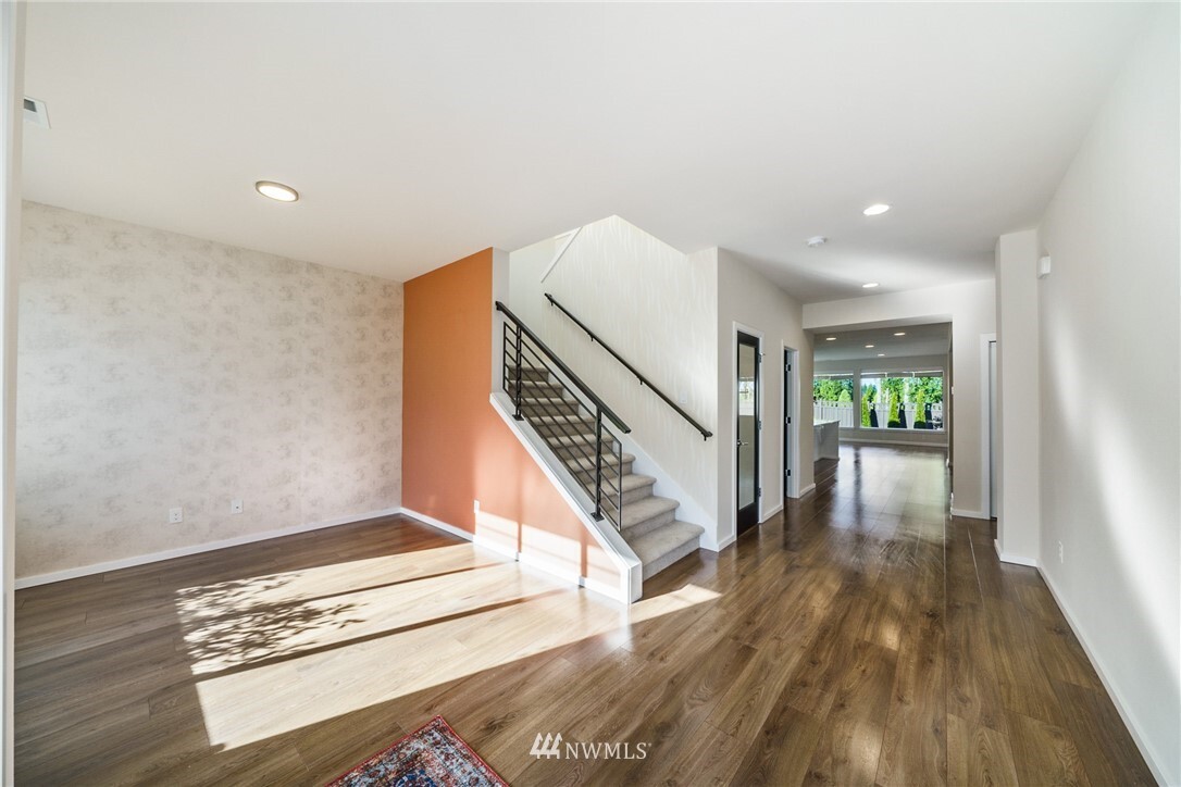 Property Photo:  14617  Overlook Drive E  WA 98391 