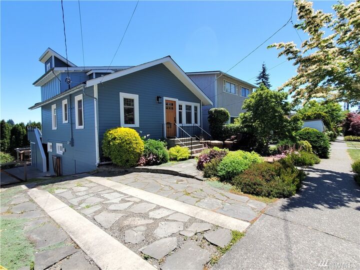 5746 37th Ave NE  Seattle WA 98105 photo