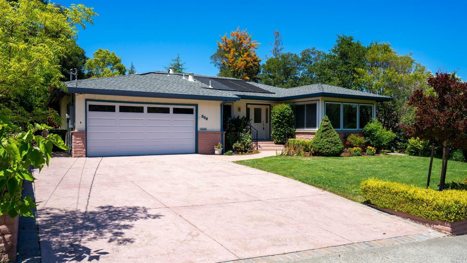 Property Photo: 528 Stone Drive CA 94947