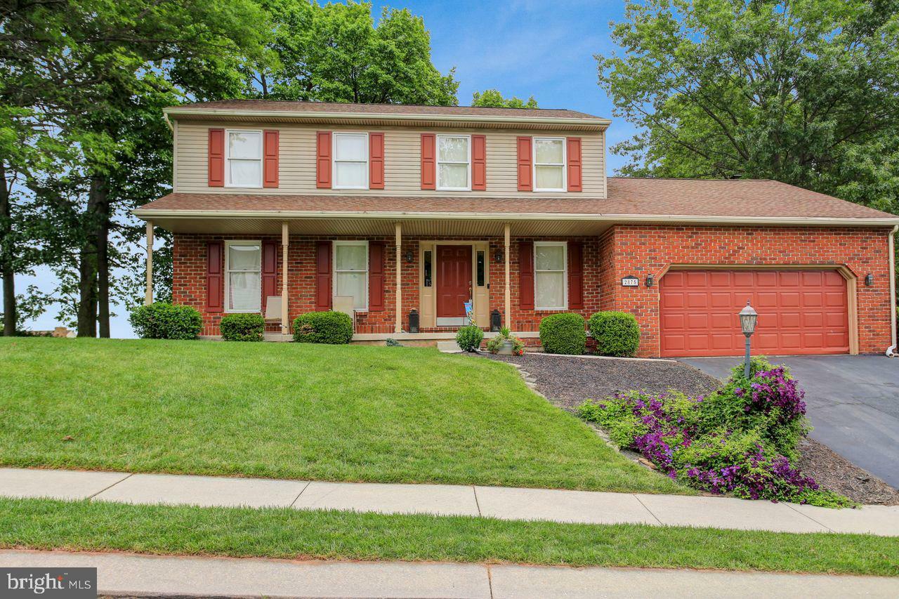 Property Photo:  2875 Olde Field Drive  PA 17408 