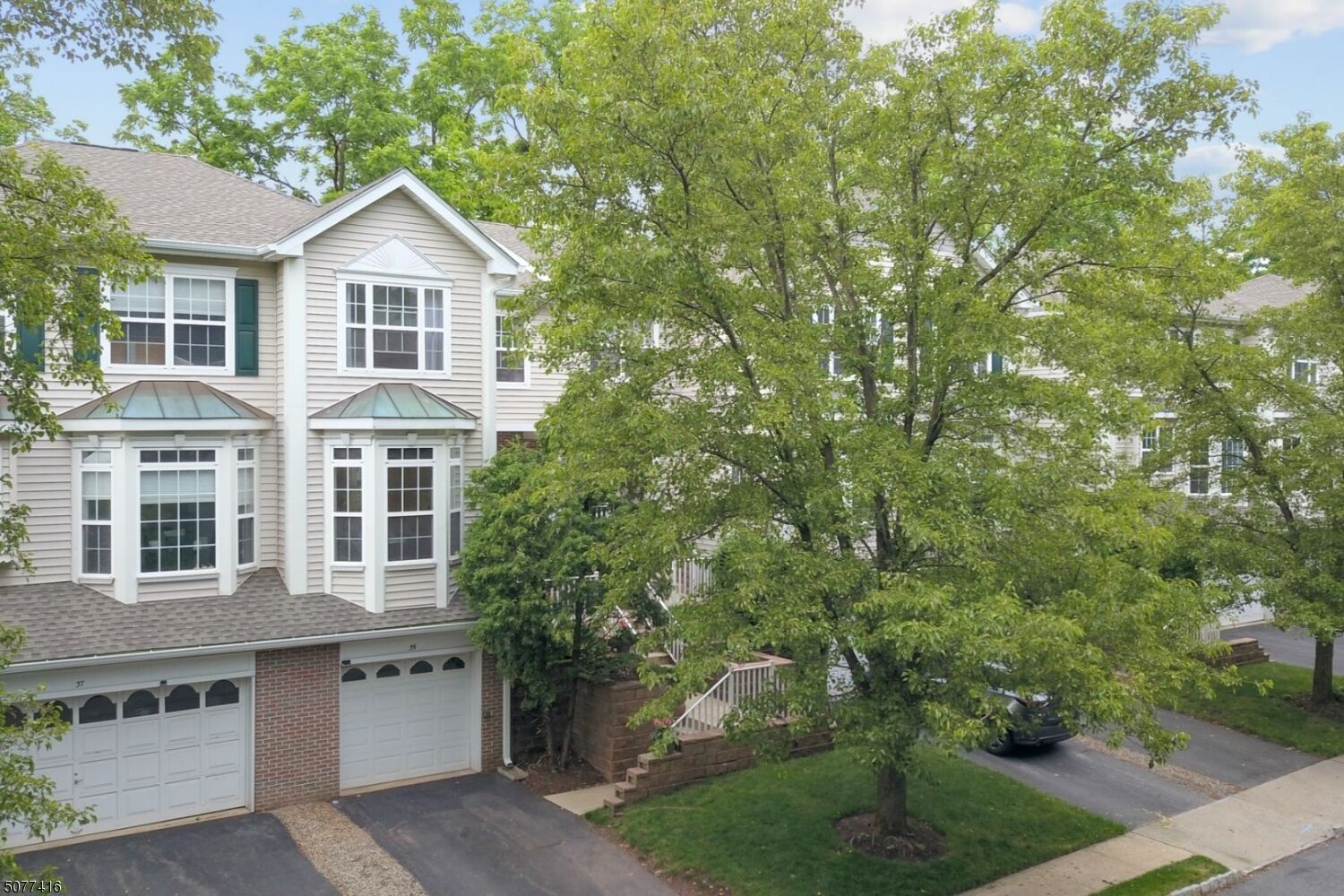 Property Photo: 39 Lambiance Ct NJ 08904