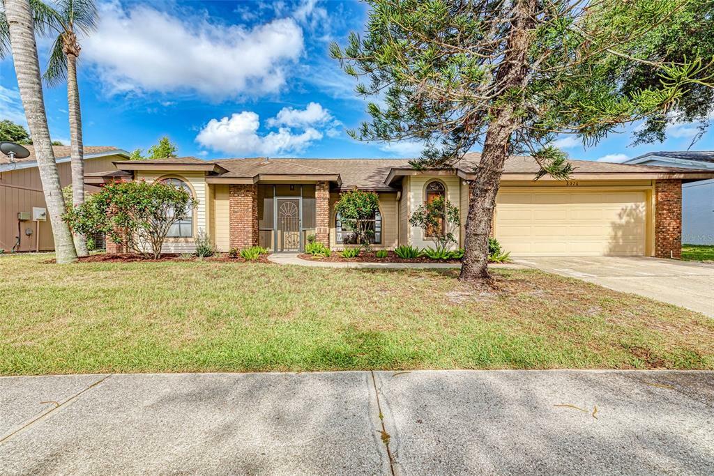 8076 Glenbrooke Lane  Sarasota FL 34243 photo