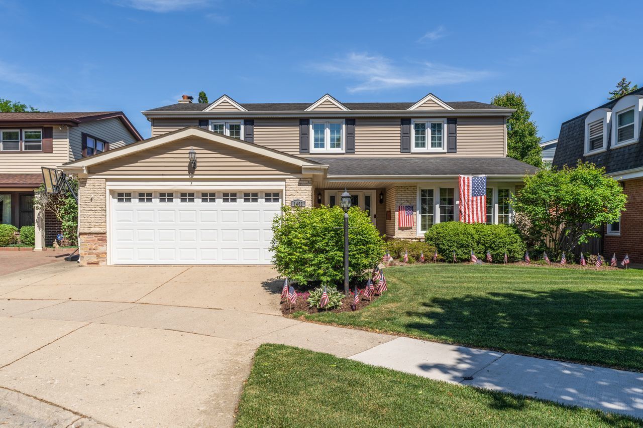 Property Photo: 1402 Lois Court IL 60068