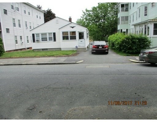 121 Pilgrim Ave.  Worcester MA 01604 photo