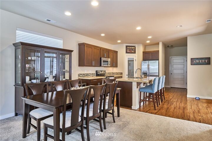 Property Photo: 29416 120th Avenue SE WA 98092