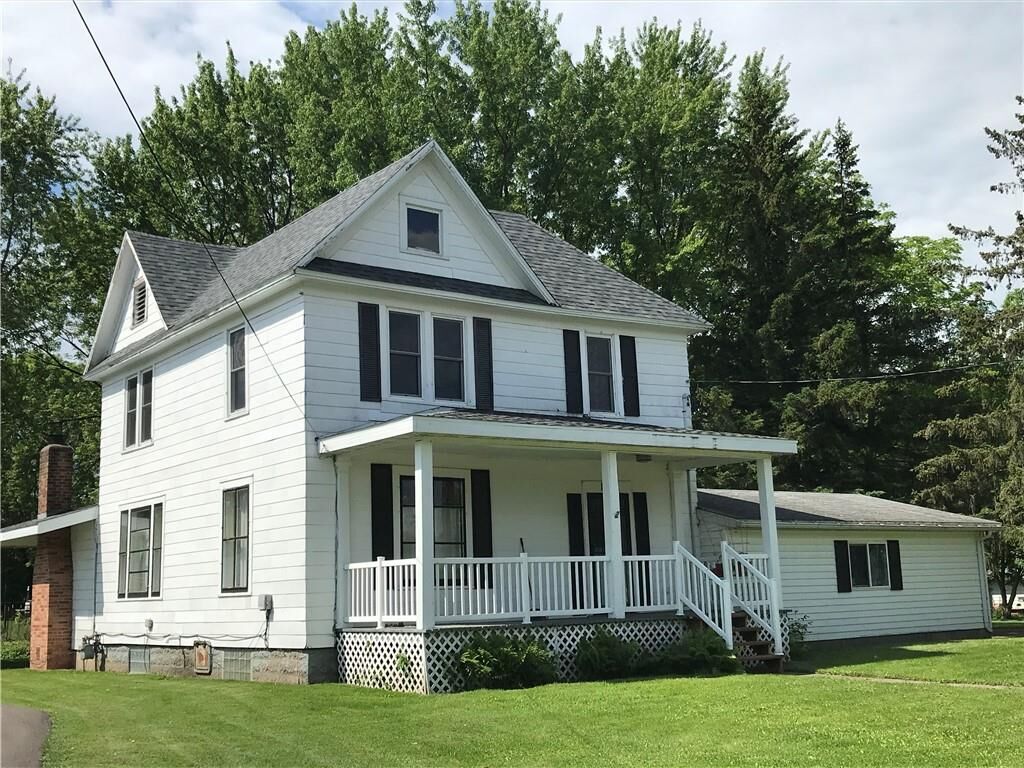 Property Photo:  1911 Folsom Street  WI 54703 