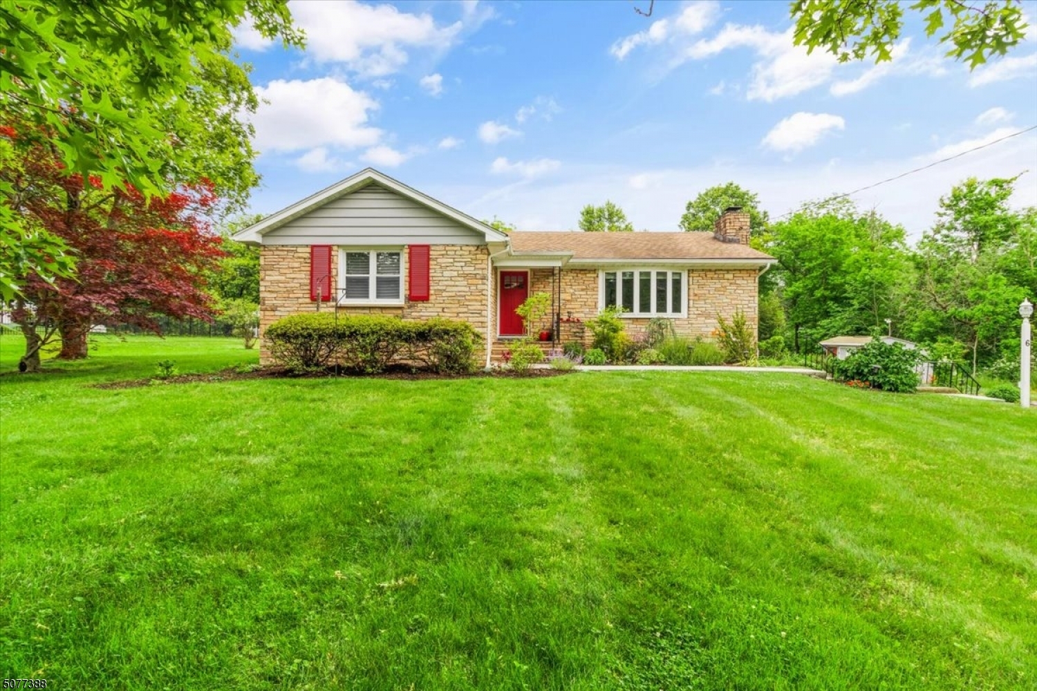 Property Photo:  6 Orchard Dr  NJ 08822 