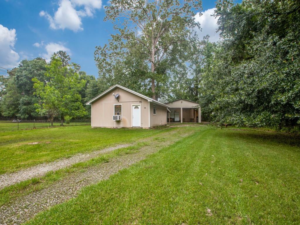 20548 M T Circle  New Caney TX 77357 photo