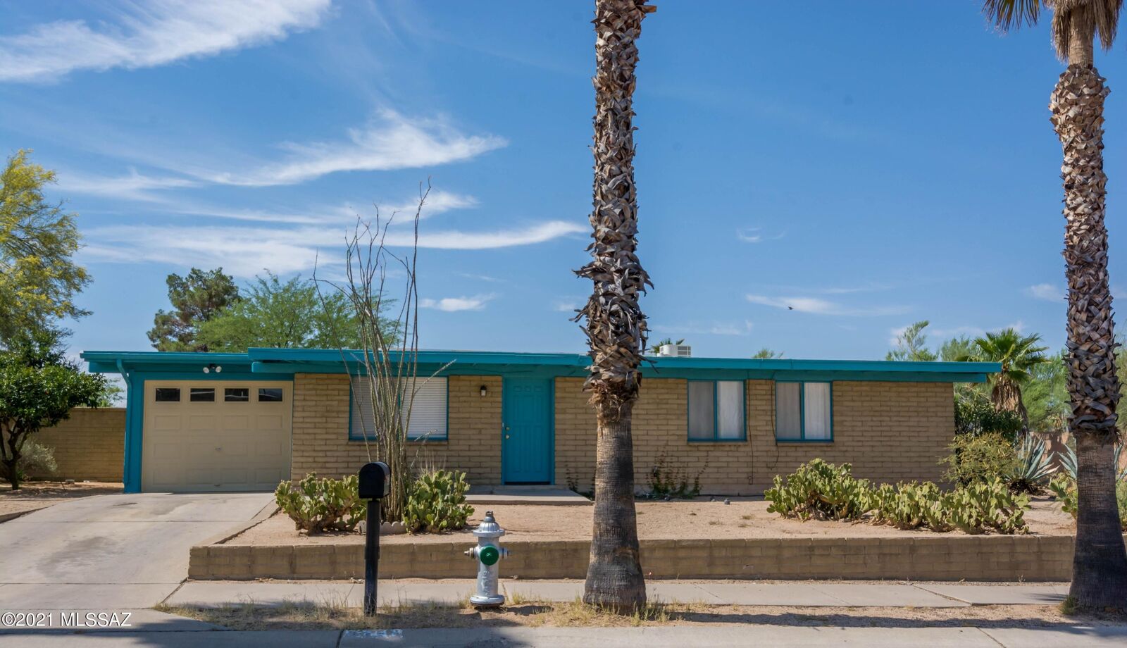 Property Photo: 3761 W Enfield Place AZ 85741