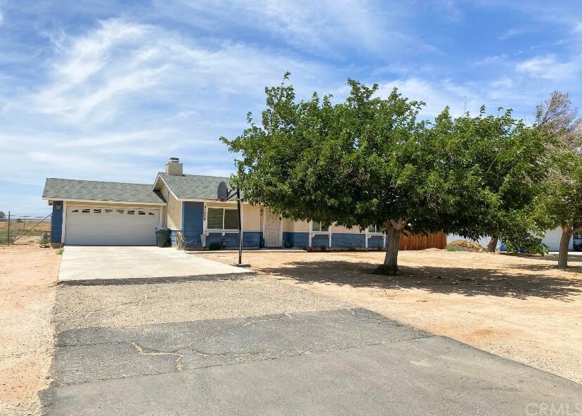 Property Photo:  21054 Nandina Street  CA 92308 