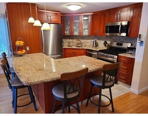 Property Photo:  22 Chestnut Place 112  MA 02445 