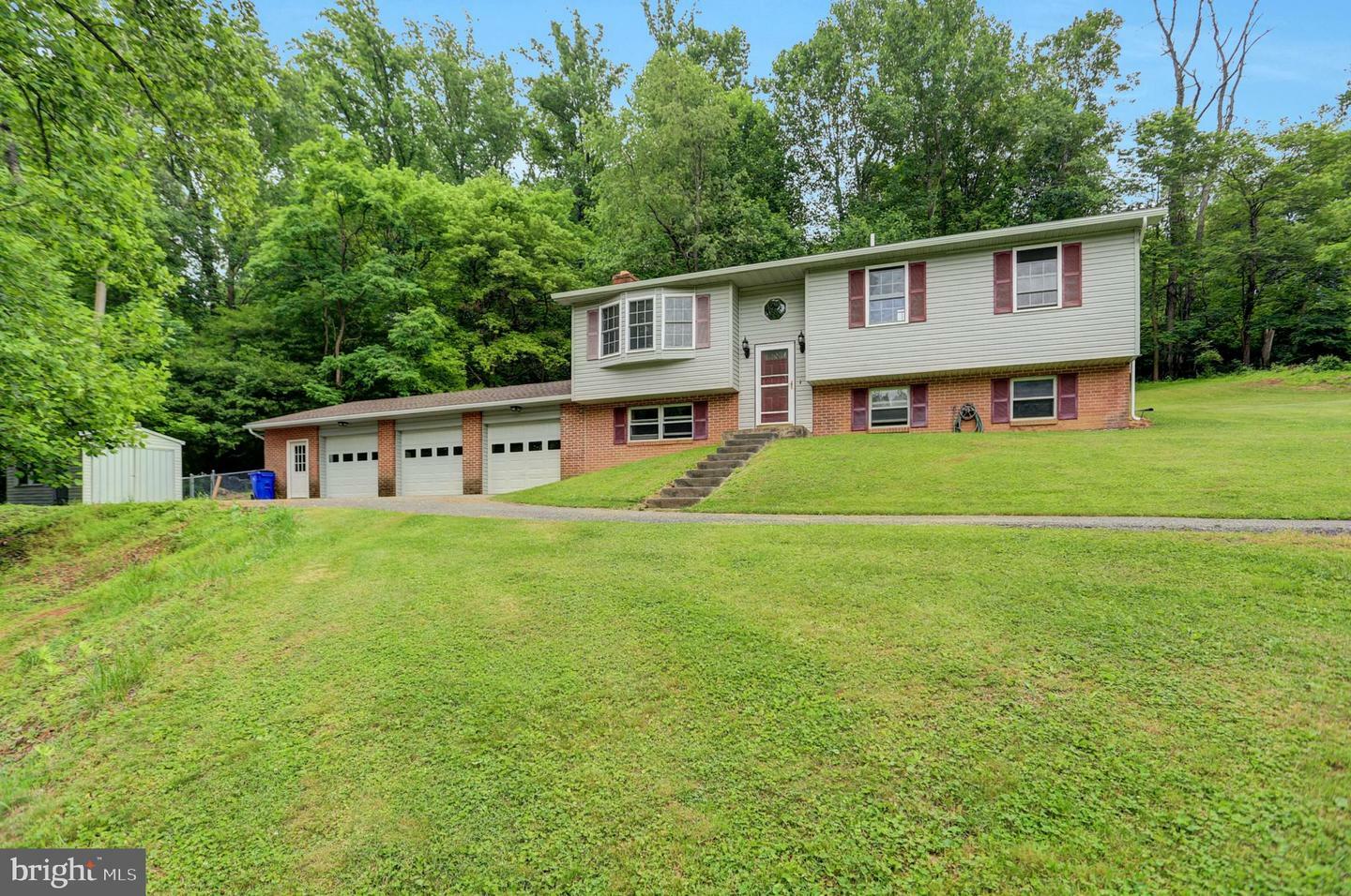 Property Photo: 2009 Monument Road MD 21773