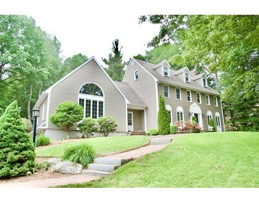 Property Photo: 45 Lexington Cir MA 01520