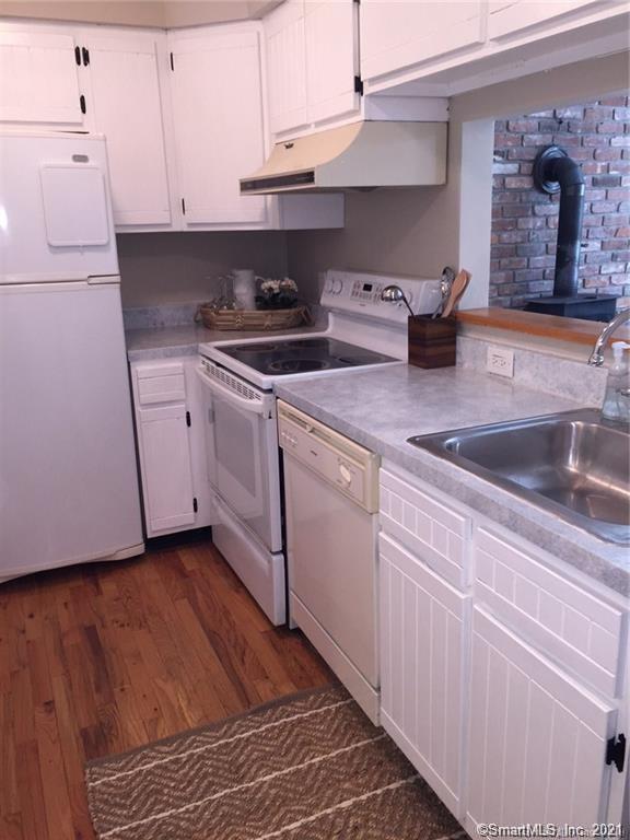 Property Photo: 118 Washington Street 209 CT 06854