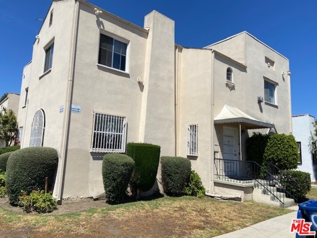 Property Photo: 4535 W 11th Pl CA 90019