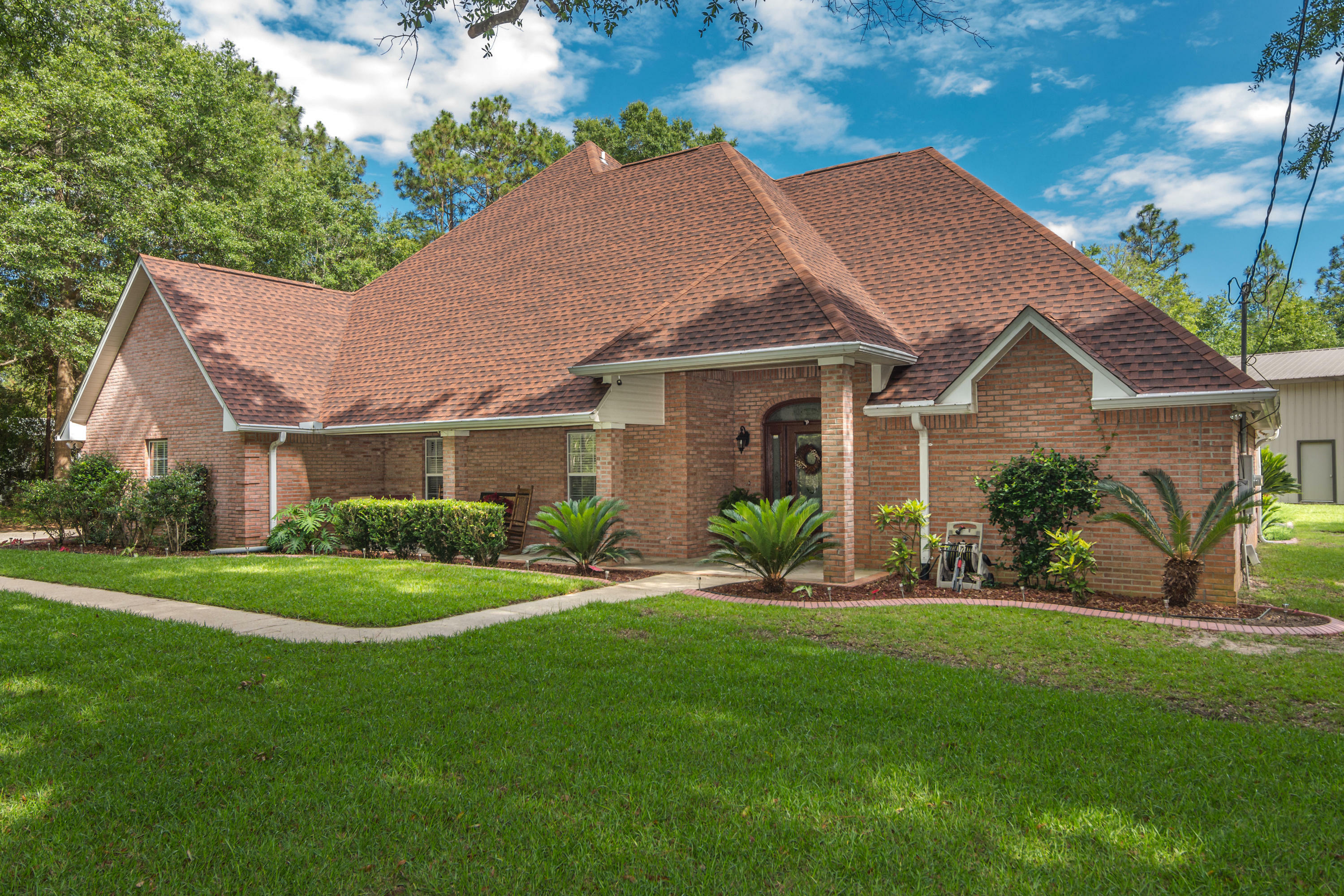 Property Photo:  1548 Greenwood Road  FL 32531 