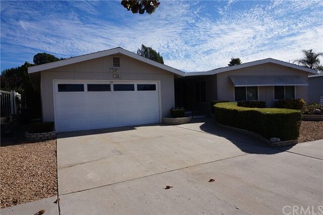 Property Photo: 1298 Jasmine Way CA 92545