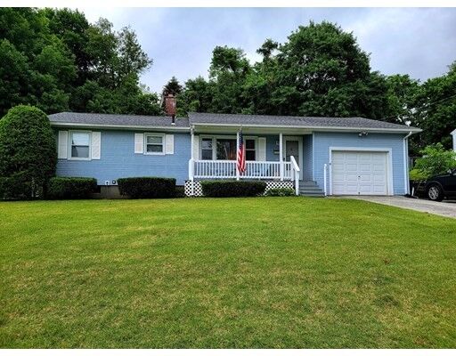 Property Photo: 11 Bray Park Dr MA 01040