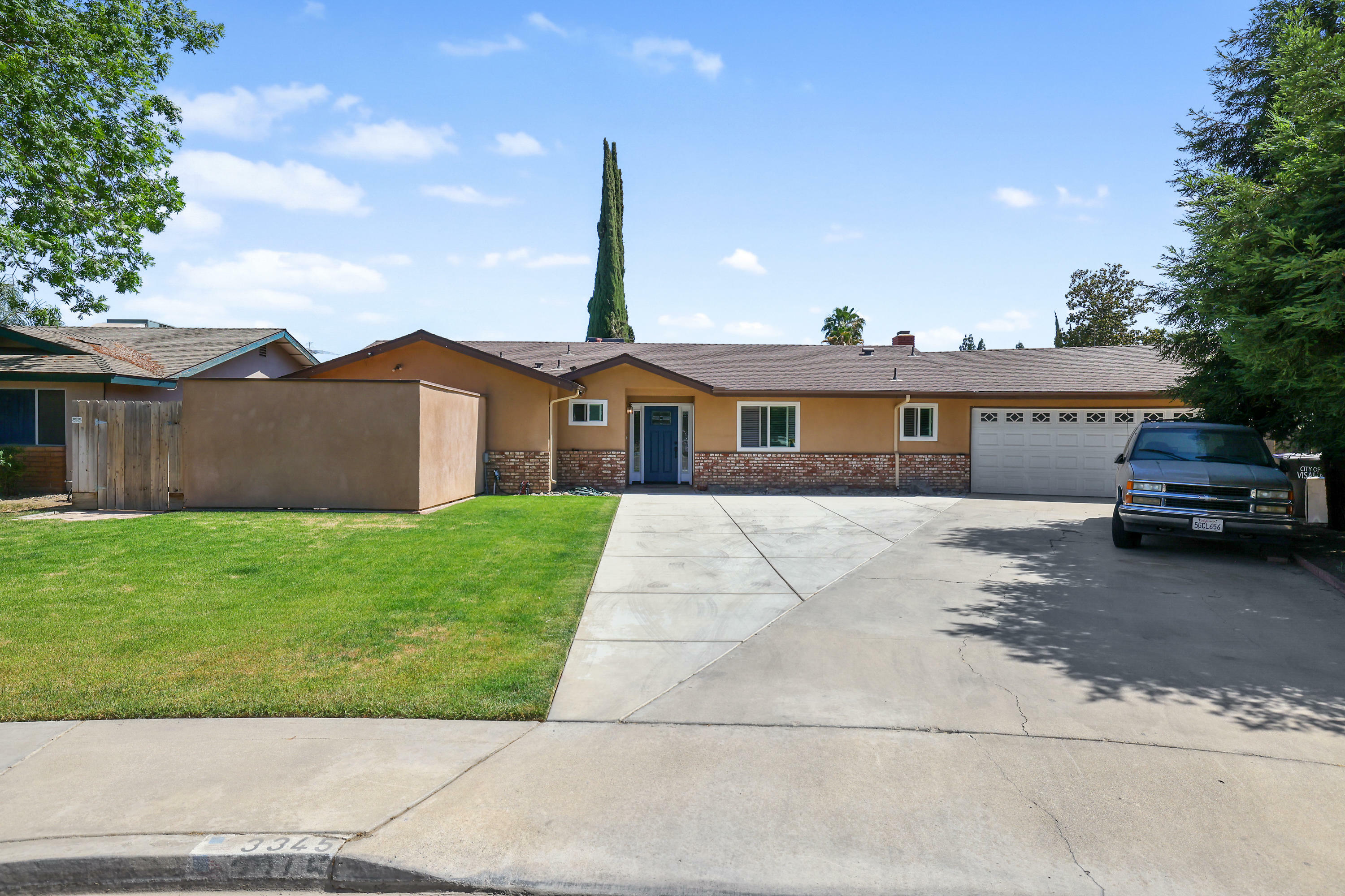 3345 W Country Avenue  Visalia CA 93277 photo